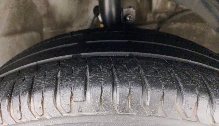 2021 Maruti Ertiga TOUR M, Petrol, Manual, 38,998 km, Right Front Tyre Tread