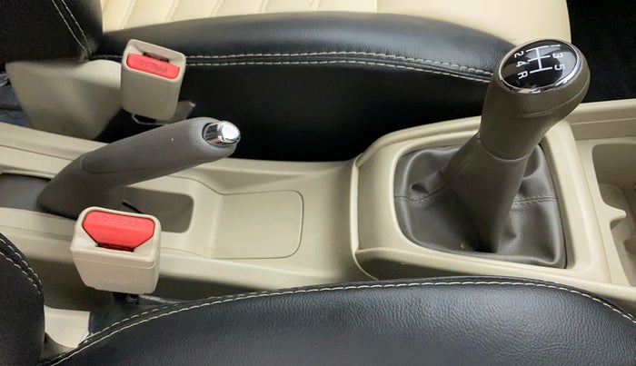 2021 Maruti Ertiga TOUR M, Petrol, Manual, 38,998 km, Gear Lever