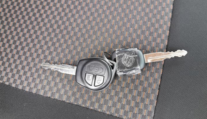 2020 Maruti S PRESSO VXI PLUS AMT, Petrol, Automatic, 8,412 km, Key Close Up