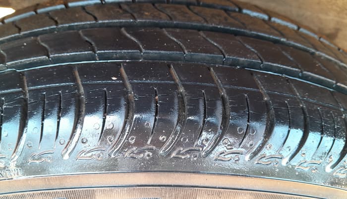 2020 Maruti S PRESSO VXI PLUS AMT, Petrol, Automatic, 8,412 km, Right Rear Tyre Tread