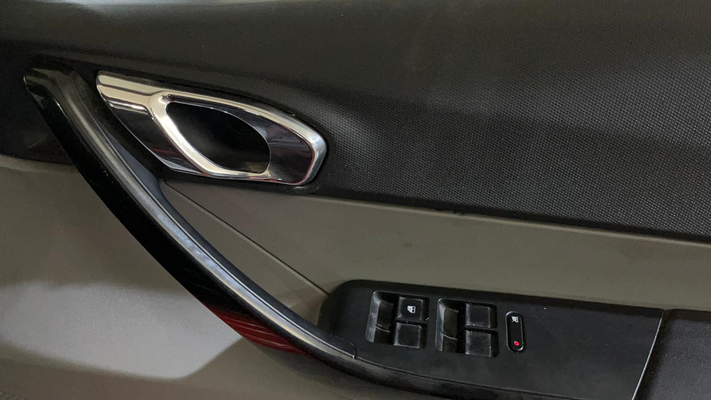2020 Tata Tiago XZA PLUS PETROL, Petrol, Automatic, 49,228 km, Driver Side Door Panels Control