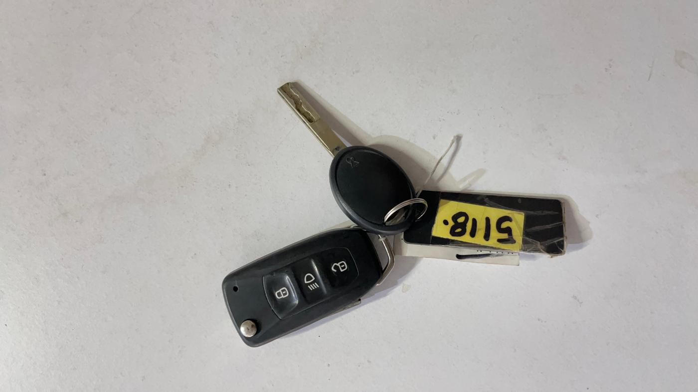 2020 Tata Tiago XZA PLUS PETROL, Petrol, Automatic, 49,228 km, Key Close Up