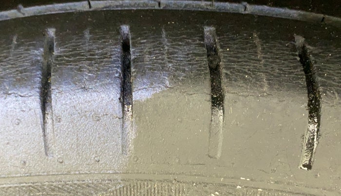 2018 Maruti Baleno ZETA PETROL 1.2, Petrol, Manual, 60,330 km, Right Rear Tyre Tread