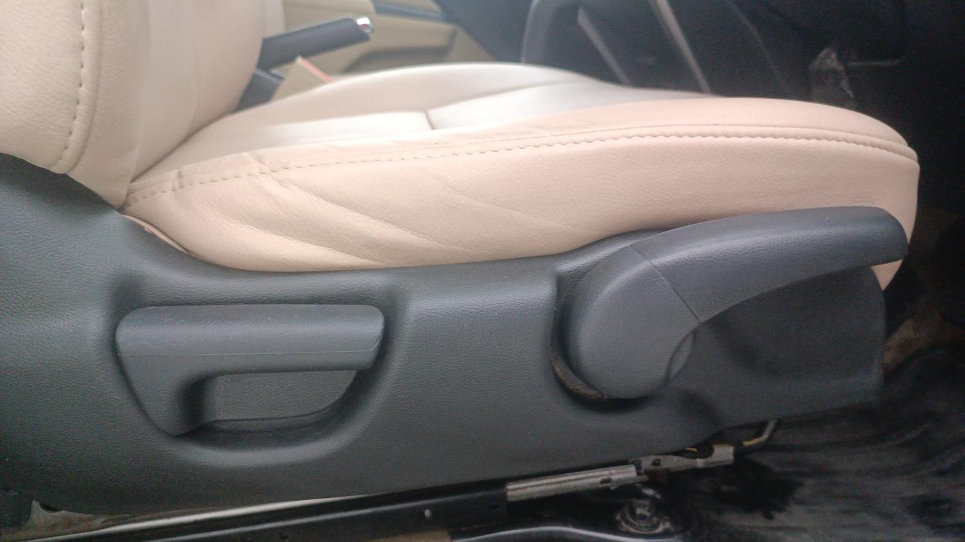 2018 Honda City 1.5L I-VTE V CVT, Petrol, Automatic, 71,611 km, Driver Side Adjustment Panel