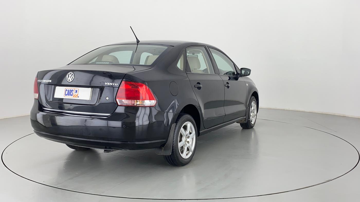 2013 Volkswagen Vento HIGHLINE PETROL, Petrol, Manual, 67,291 km, Right Back Diagonal