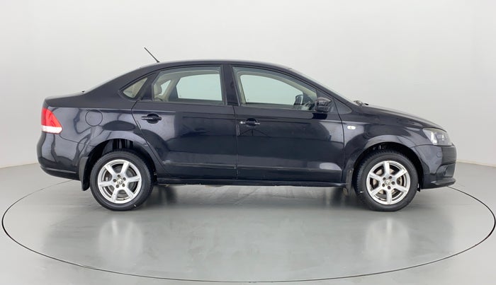 2013 Volkswagen Vento HIGHLINE PETROL, Petrol, Manual, 67,291 km, Right Side View