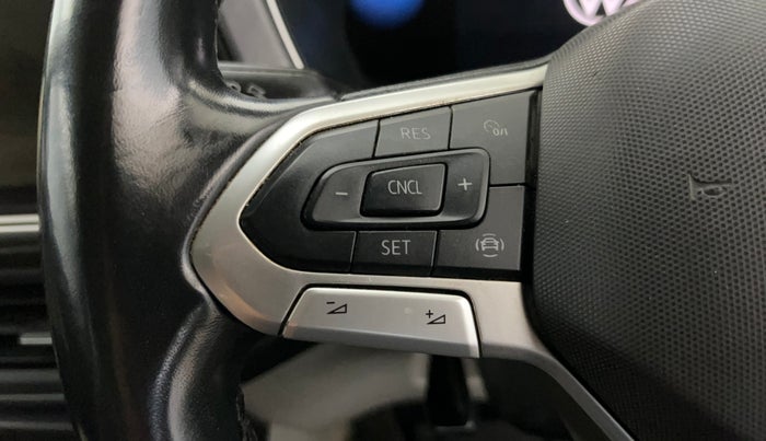 2022 Volkswagen TAIGUN TOPLINE 1.0 TSI MT, Petrol, Manual, 49,465 km, Adaptive Cruise Control