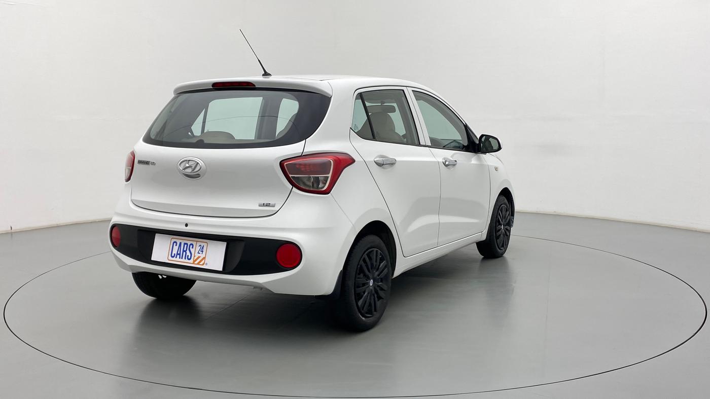 2017 Hyundai Grand i10 MAGNA 1.2 KAPPA VTVT, Petrol, Manual, 79,093 km, Right Back Diagonal
