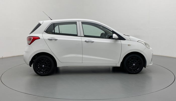2017 Hyundai Grand i10 MAGNA 1.2 KAPPA VTVT, Petrol, Manual, 79,093 km, Right Side View