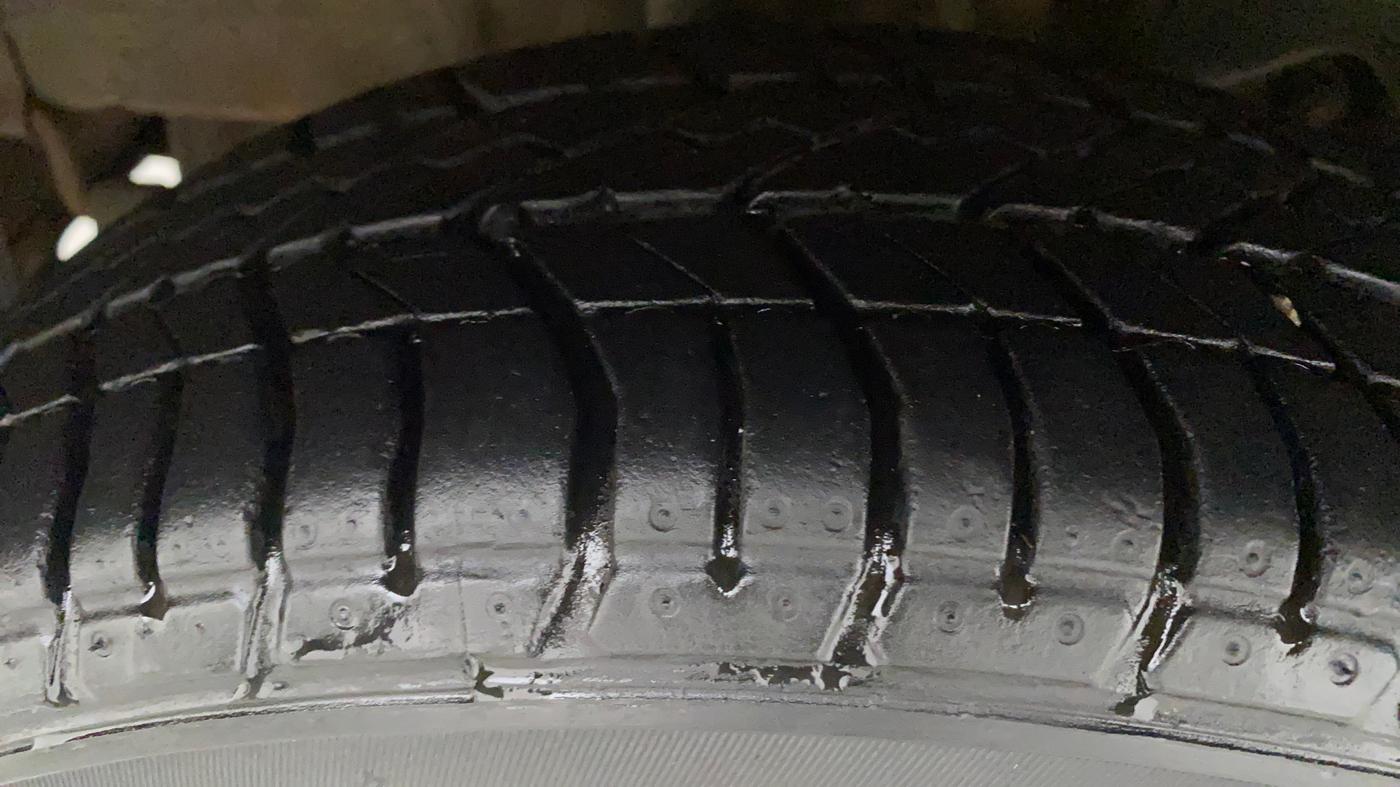 2017 Tata Tiago XZA PETROL, Petrol, Automatic, 46,864 km, Right Rear Tyre Tread