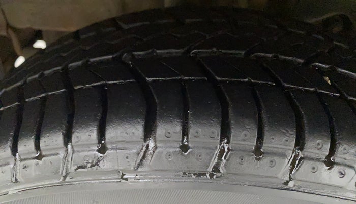 2017 Tata Tiago XZA PETROL, Petrol, Automatic, 46,864 km, Right Rear Tyre Tread