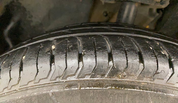 2023 Tata PUNCH ADVENTURE MT, Petrol, Manual, 26,009 km, Left Front Tyre Tread