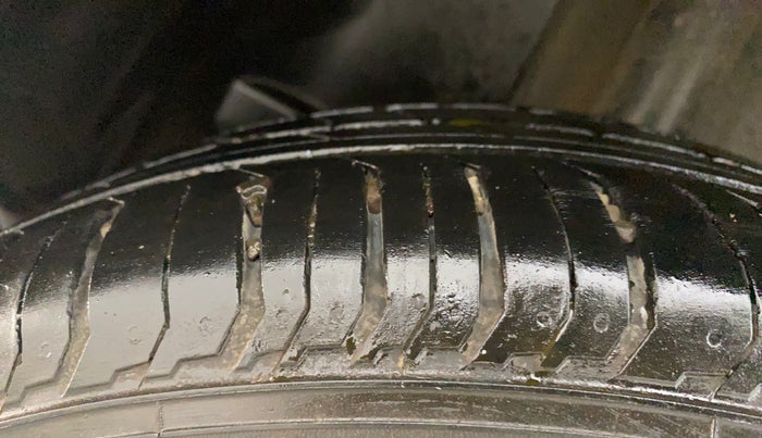 2023 Tata PUNCH ADVENTURE MT, Petrol, Manual, 26,009 km, Right Rear Tyre Tread