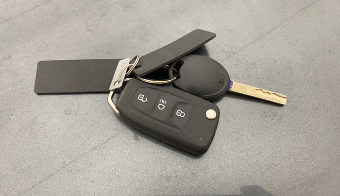 2023 Tata PUNCH ADVENTURE MT, Petrol, Manual, 26,009 km, Key Close Up