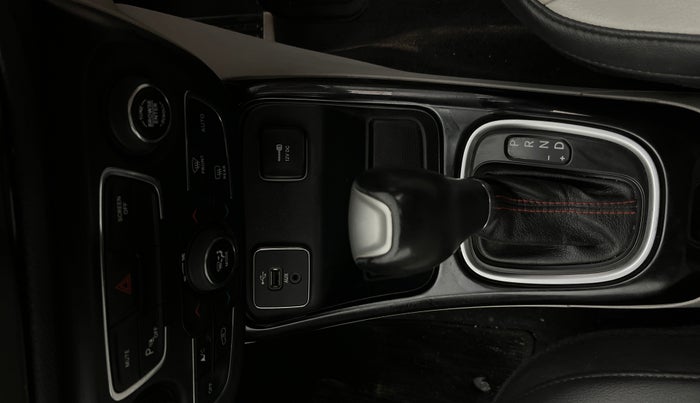 2017 Jeep Compass LIMITED 1.4 PETROL AT, Petrol, Automatic, 61,291 km, Gear Lever