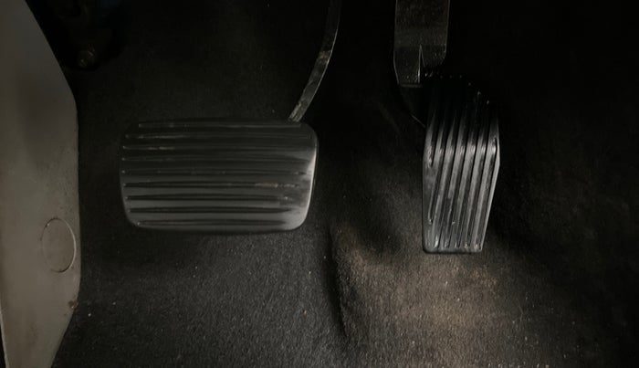 2017 Jeep Compass LIMITED 1.4 PETROL AT, Petrol, Automatic, 61,291 km, Pedals