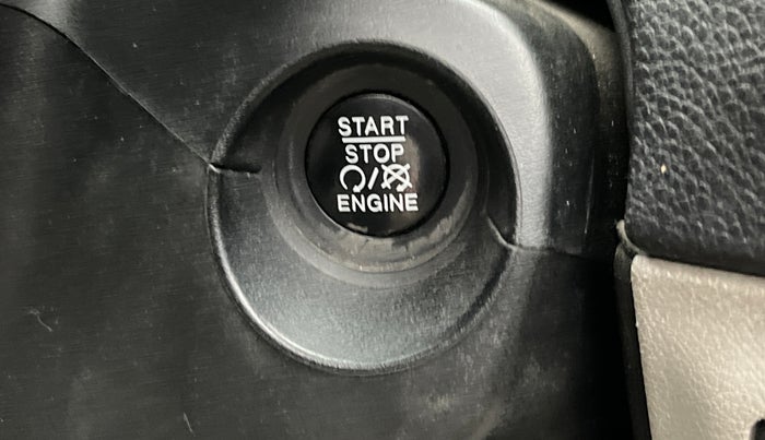 2017 Jeep Compass LIMITED 1.4 PETROL AT, Petrol, Automatic, 61,291 km, Keyless Start/ Stop Button