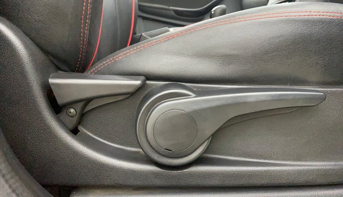 2019 Tata TIGOR XZ PLUS PETROL, Petrol, Manual, 17,534 km, Driver Side Adjustment Panel