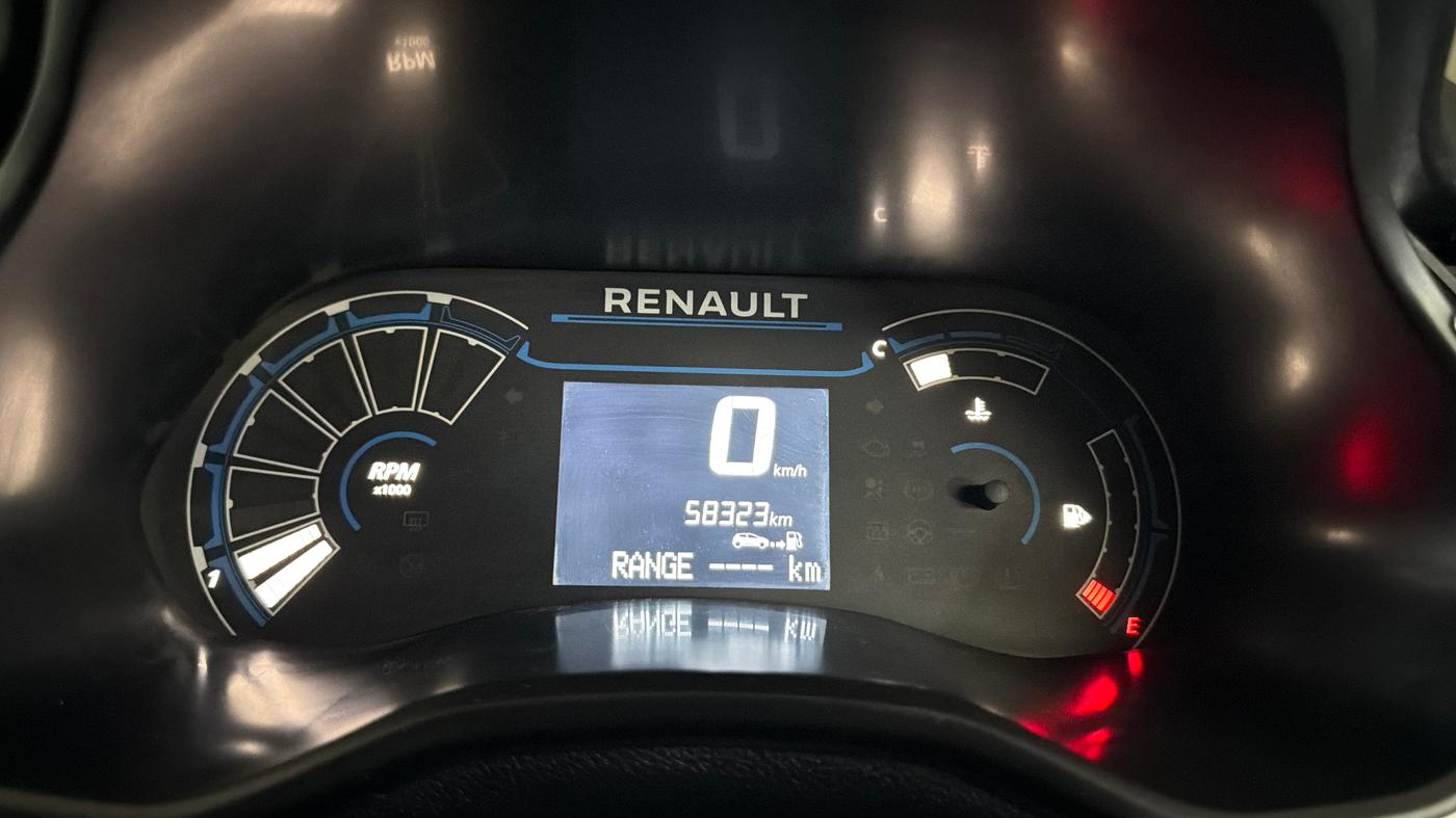 2020 Renault TRIBER RXT, Petrol, Manual, 58,311 km, Odometer Image