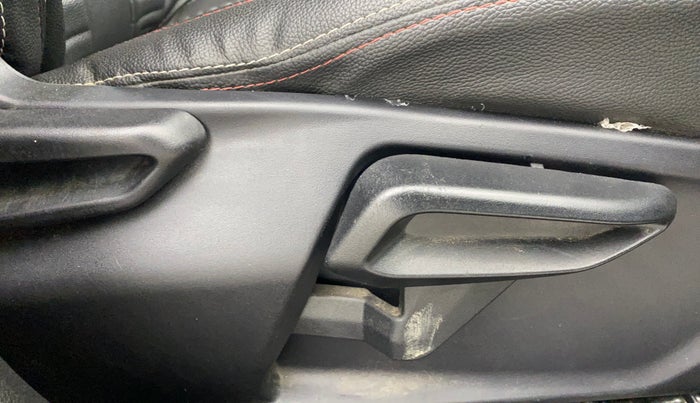 2022 Tata TIAGO NRG XZ MT, Petrol, Manual, 21,609 km, Driver Side Adjustment Panel