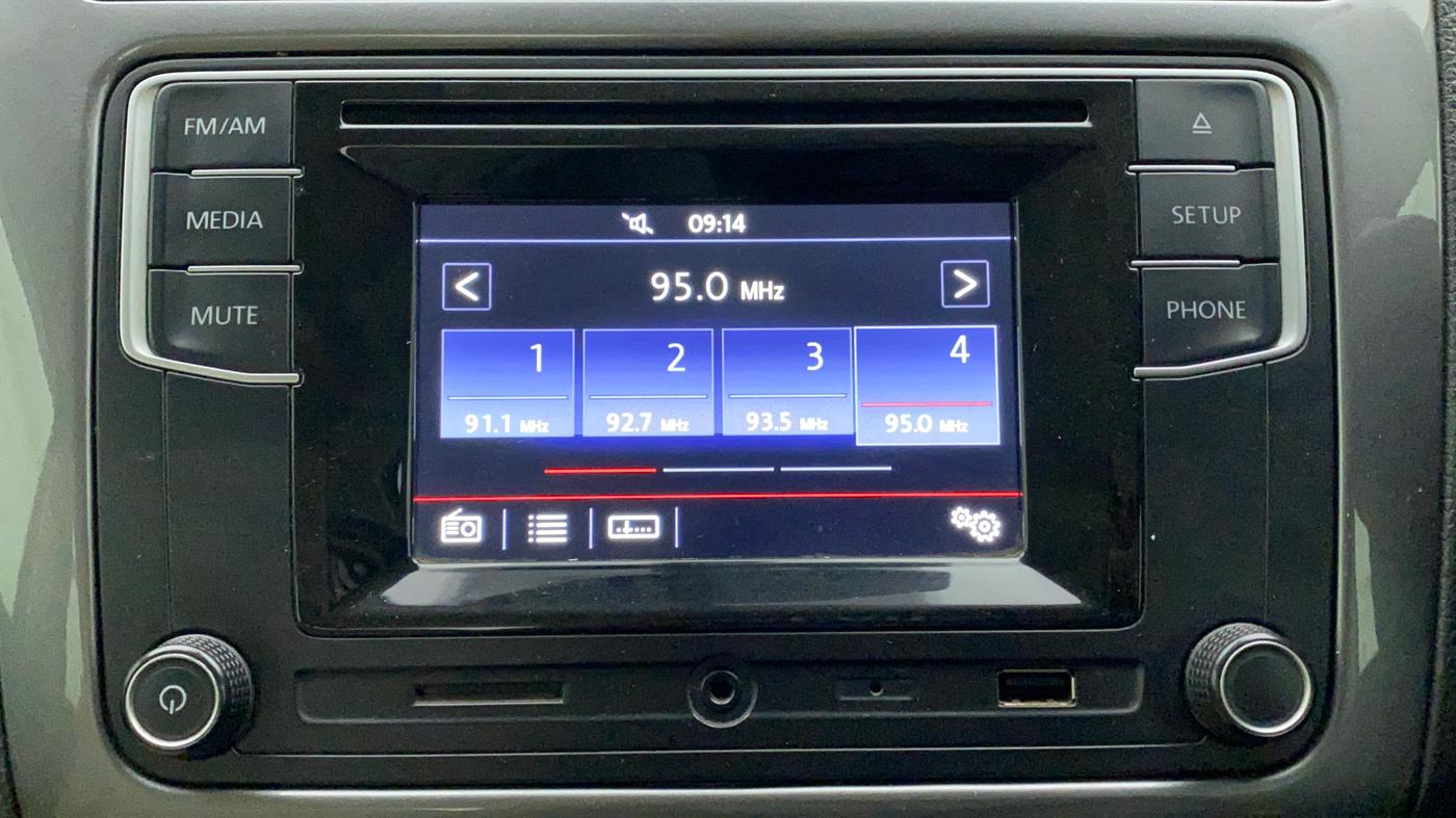 2020 Volkswagen Vento HIGHLINE PLUS 1.0L TSI, Petrol, Manual, 43,444 km, Infotainment System