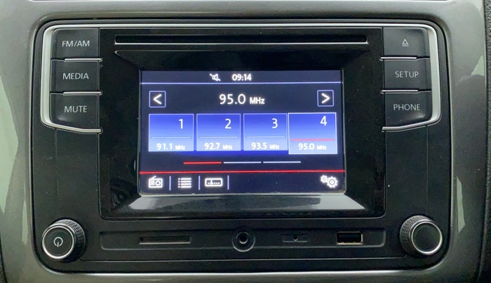 2020 Volkswagen Vento HIGHLINE PLUS 1.0L TSI, Petrol, Manual, 43,444 km, Infotainment System