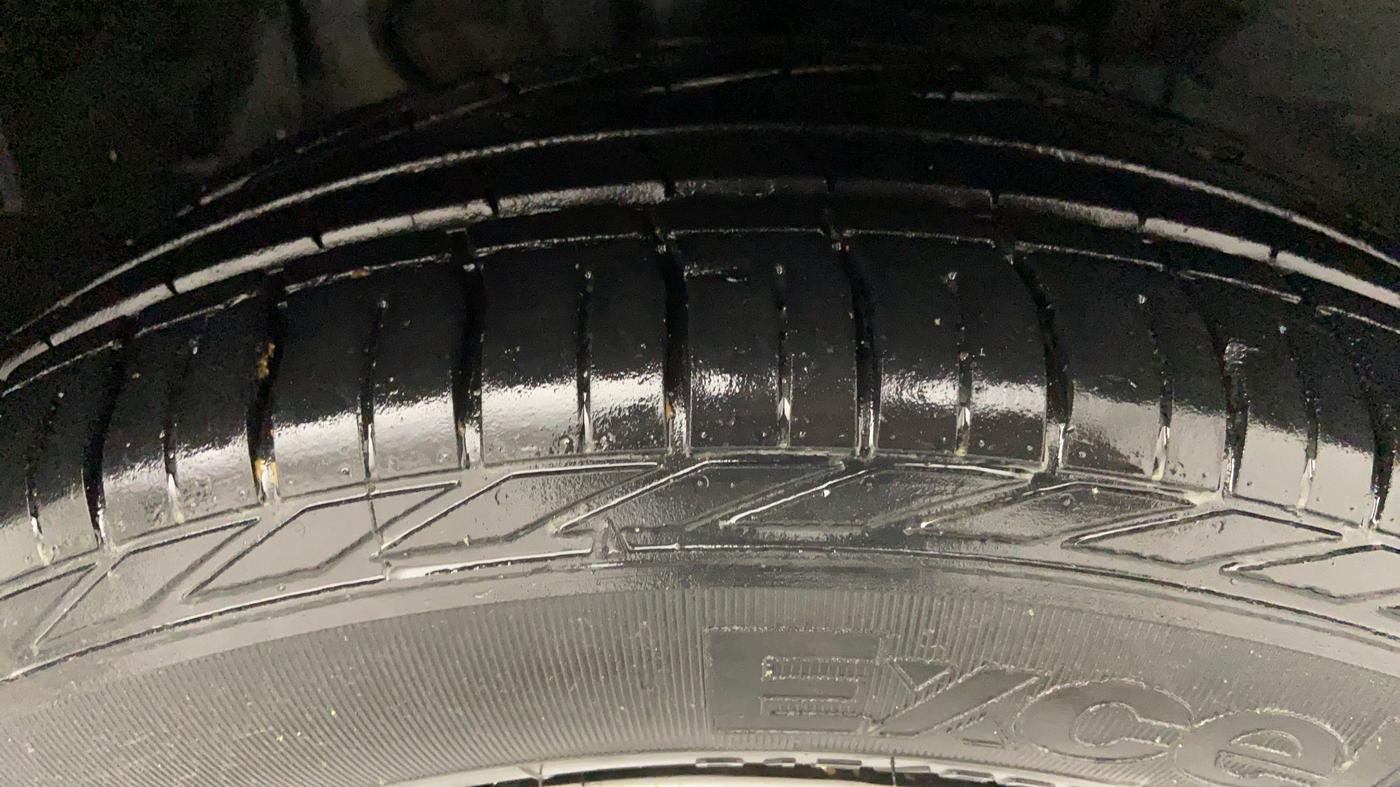 2019 Tata NEXON XMA 1.2, Petrol, Automatic, 9,670 km, Right Front Tyre Tread
