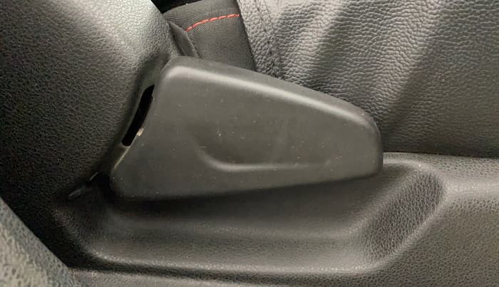 2020 Renault Kwid RXT 1.0 AMT (O), Petrol, Automatic, 28,304 km, Driver Side Adjustment Panel