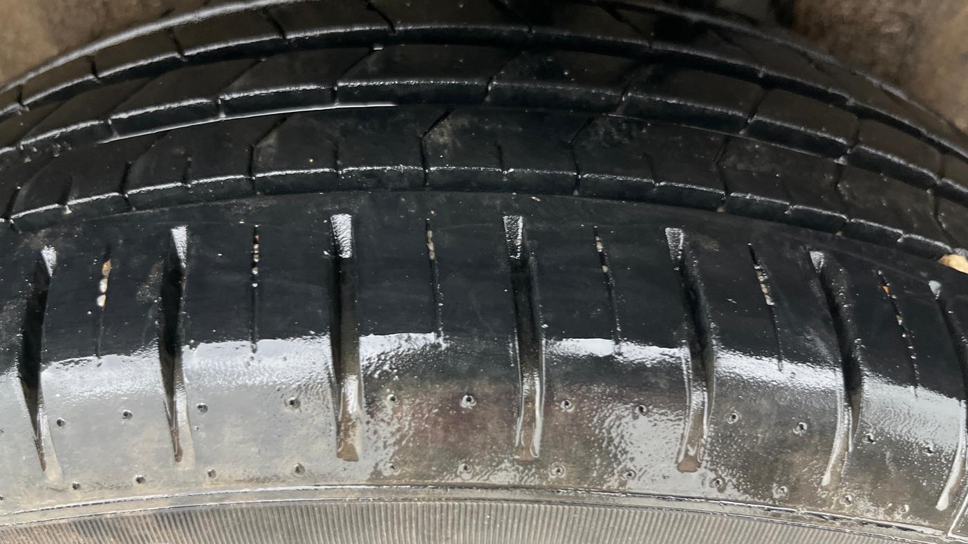 2023 Maruti Baleno ALPHA 1.2 AGS, Petrol, Automatic, 30,327 km, Left Rear Tyre Tread