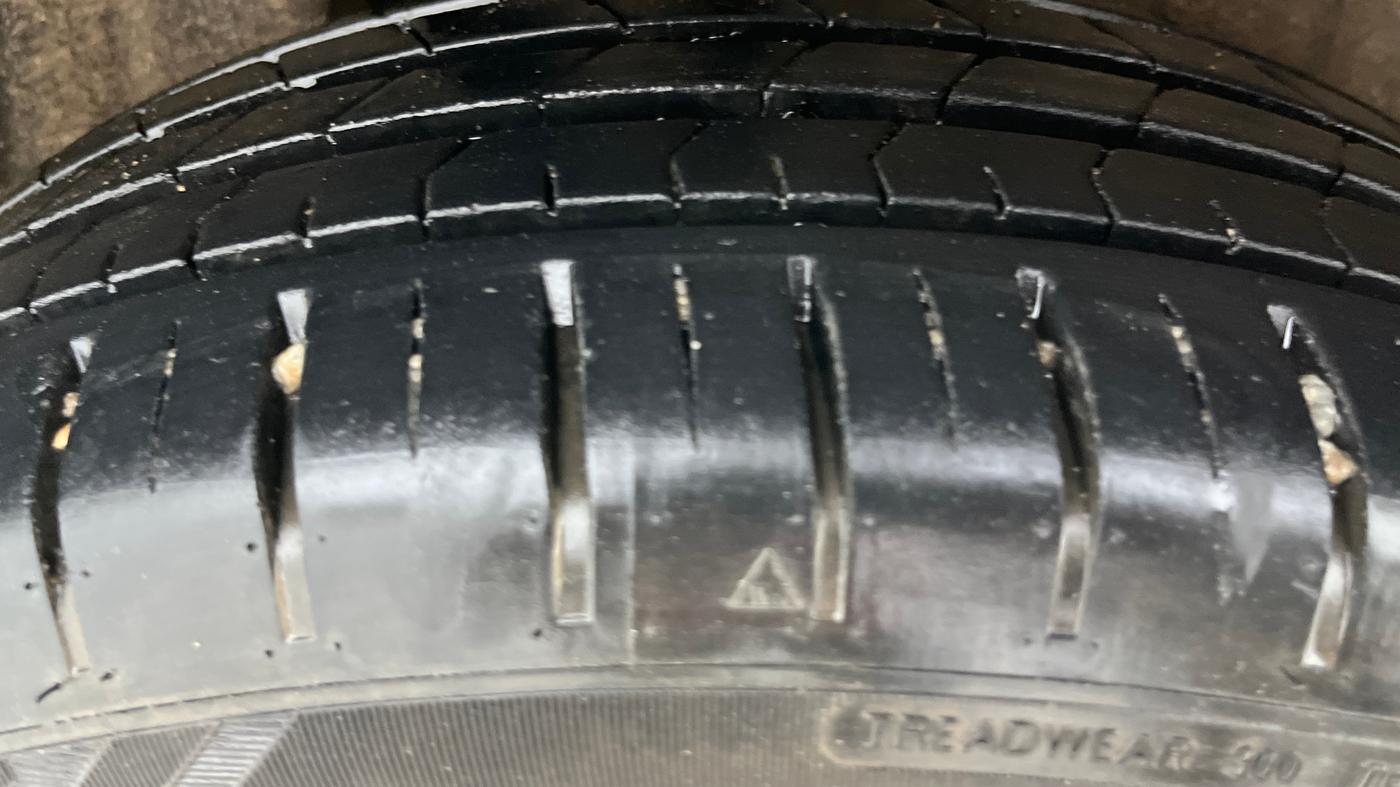 2023 Maruti Baleno ALPHA 1.2 AGS, Petrol, Automatic, 30,327 km, Right Rear Tyre Tread