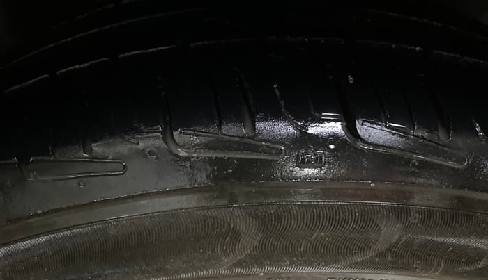2017 Honda City 1.5L I-VTEC V MT, CNG, Manual, 74,579 km, Left Rear Tyre Tread