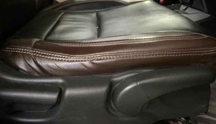 2017 Honda City 1.5L I-VTEC V MT, CNG, Manual, 74,579 km, Driver Side Adjustment Panel