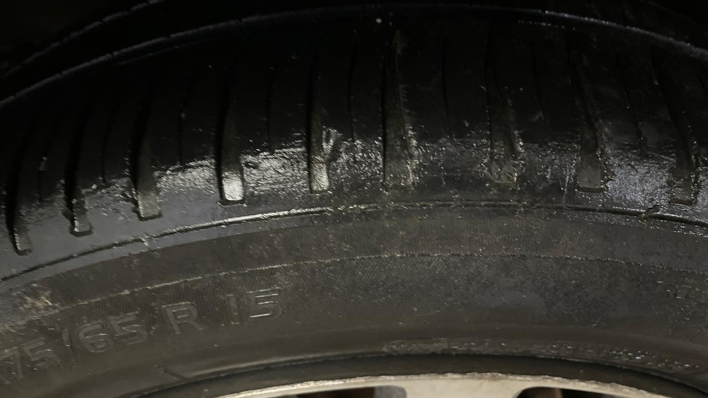 2017 Honda City 1.5L I-VTEC V MT, CNG, Manual, 74,579 km, Right Rear Tyre Tread