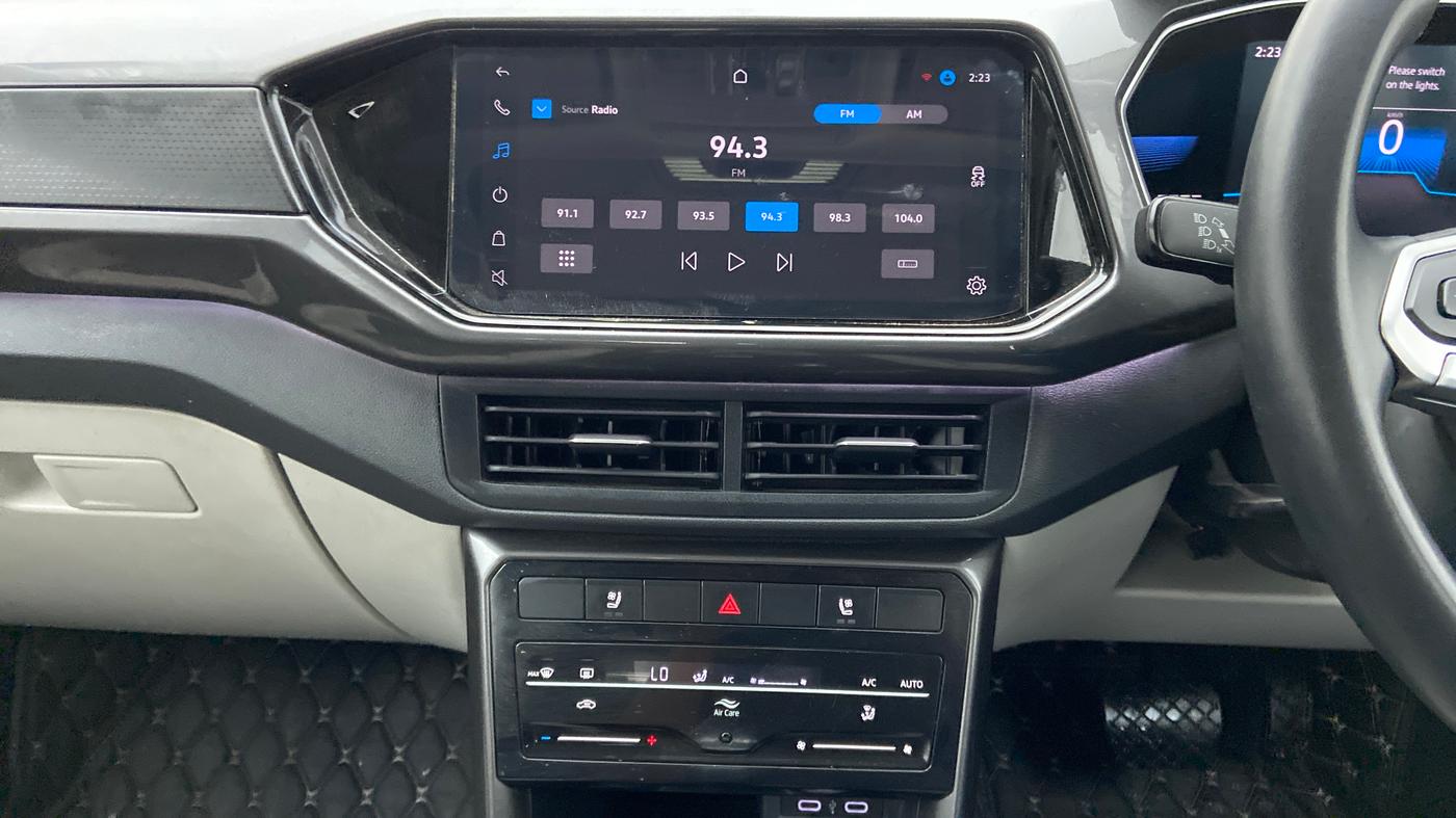 2022 Volkswagen TAIGUN TOPLINE 1.0 TSI AT, Petrol, Automatic, 15,085 km, Air Conditioner