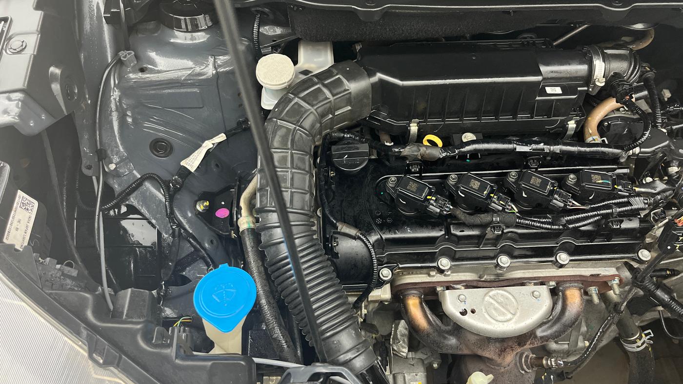 2022 Maruti XL6 ALPHA MT, Petrol, Manual, 70,450 km, Engine View - Right