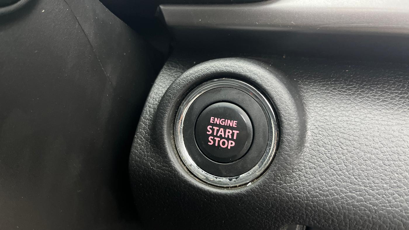 2022 Maruti XL6 ALPHA MT, Petrol, Manual, 70,450 km, Keyless Start/ Stop Button