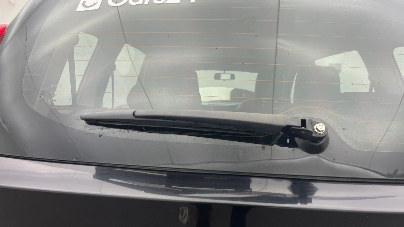 2022 Maruti XL6 ALPHA MT, Petrol, Manual, 70,450 km, Rear Wiper