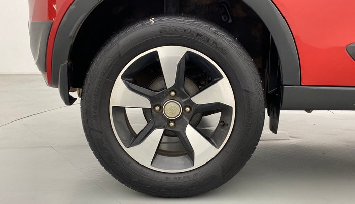 2019 Tata NEXON XZA + 1.2 PETROL A/T, Petrol, Automatic, 20,700 km, Right Rear Wheel