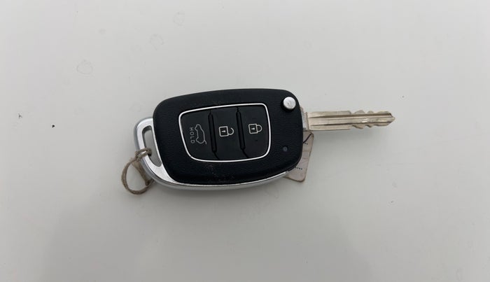 2016 Hyundai Elite i20 SPORTZ 1.2, Petrol, Manual, 69,602 km, Key Close Up