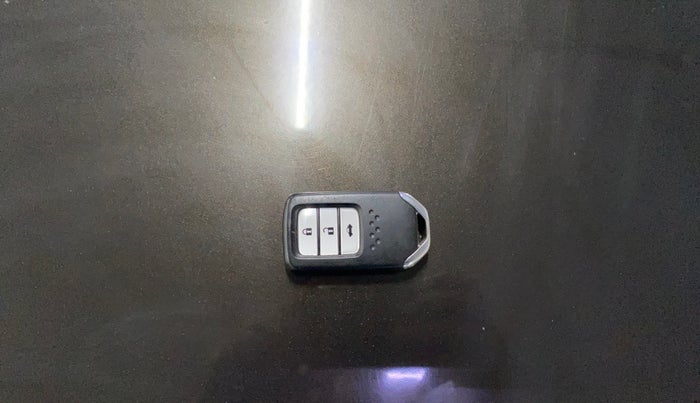 2017 Honda City 1.5L I-VTEC V MT, Petrol, Manual, 68,832 km, Key Close Up