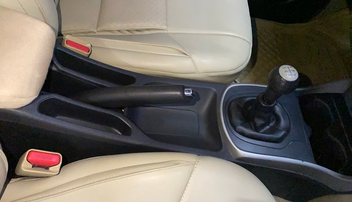 2017 Honda City 1.5L I-VTEC V MT, Petrol, Manual, 68,832 km, Gear Lever