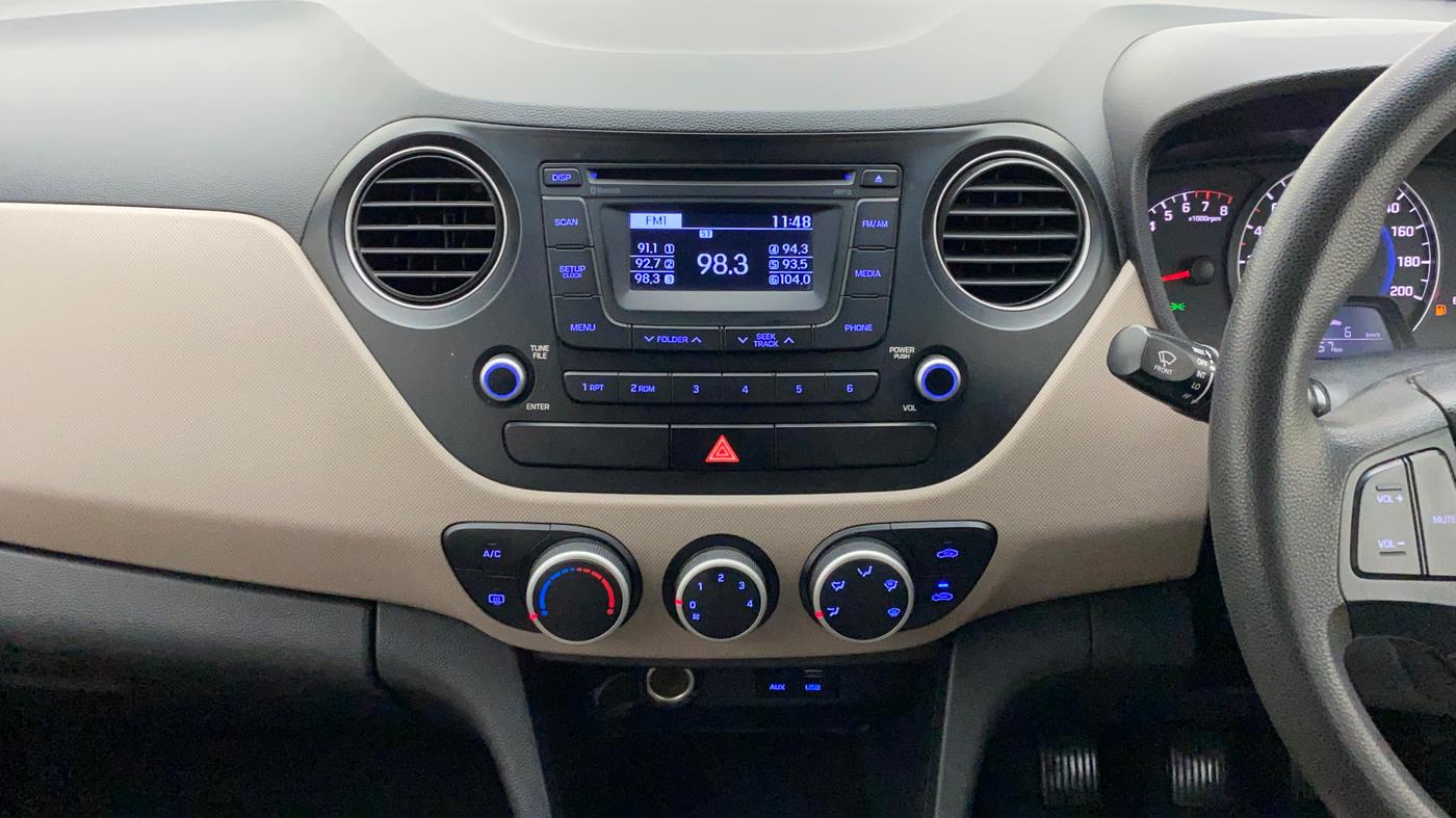 2015 Hyundai Grand i10 SPORTZ 1.2 KAPPA VTVT, Petrol, Manual, 34,857 km, Air Conditioner