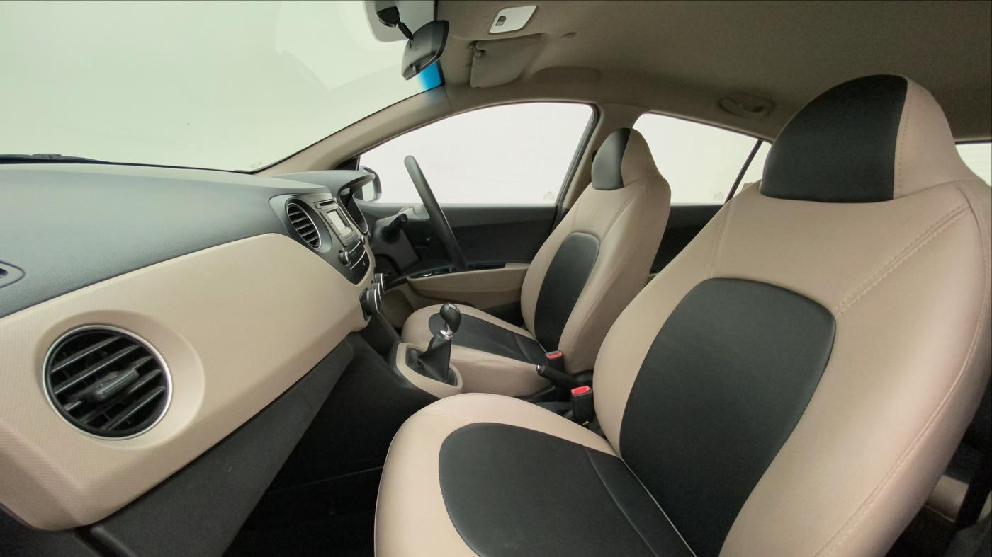 2015 Hyundai Grand i10 SPORTZ 1.2 KAPPA VTVT, Petrol, Manual, 34,857 km, Right Side Front Door Cabin