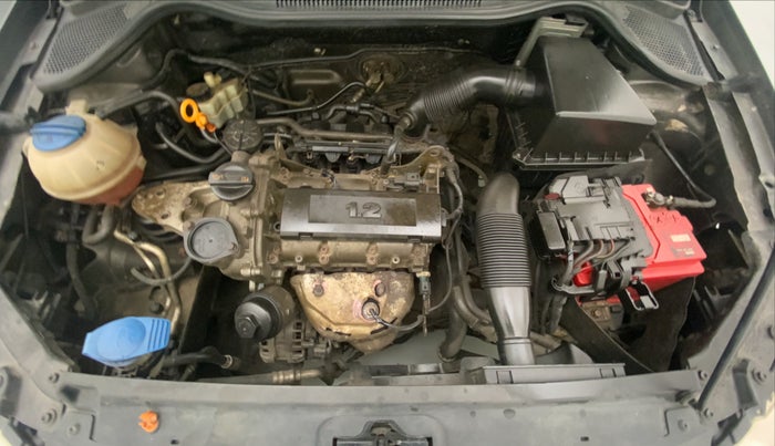 2012 Volkswagen Polo HIGHLINE1.2L, Petrol, Manual, 57,360 km, Open Bonet