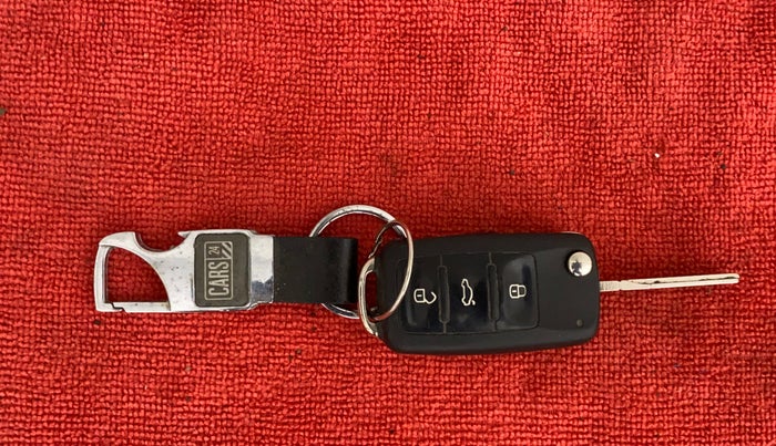 2012 Volkswagen Polo HIGHLINE1.2L, Petrol, Manual, 57,360 km, Key Close Up