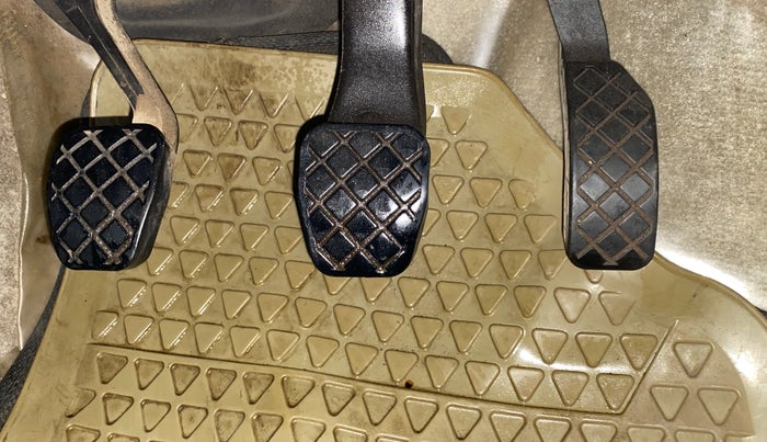 2012 Volkswagen Polo HIGHLINE1.2L, Petrol, Manual, 57,360 km, Pedals