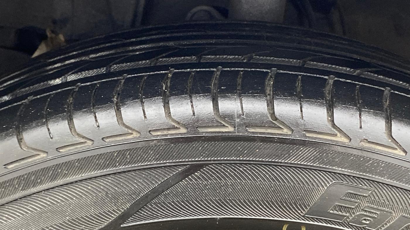 2021 Honda City 1.5L I-VTEC V MT 4TH GEN, Petrol, Manual, 35,849 km, Left Front Tyre Tread