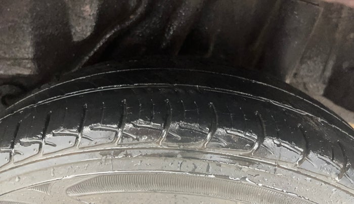 2016 Honda Amaze 1.2L I-VTEC S, Petrol, Manual, 35,758 km, Left Rear Tyre Tread