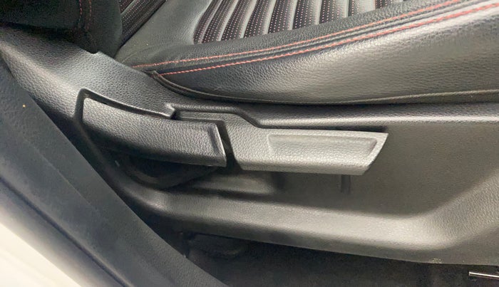 2021 KIA SONET GTX PLUS 1.0 DCT, Petrol, Automatic, 22,176 km, Driver Side Adjustment Panel