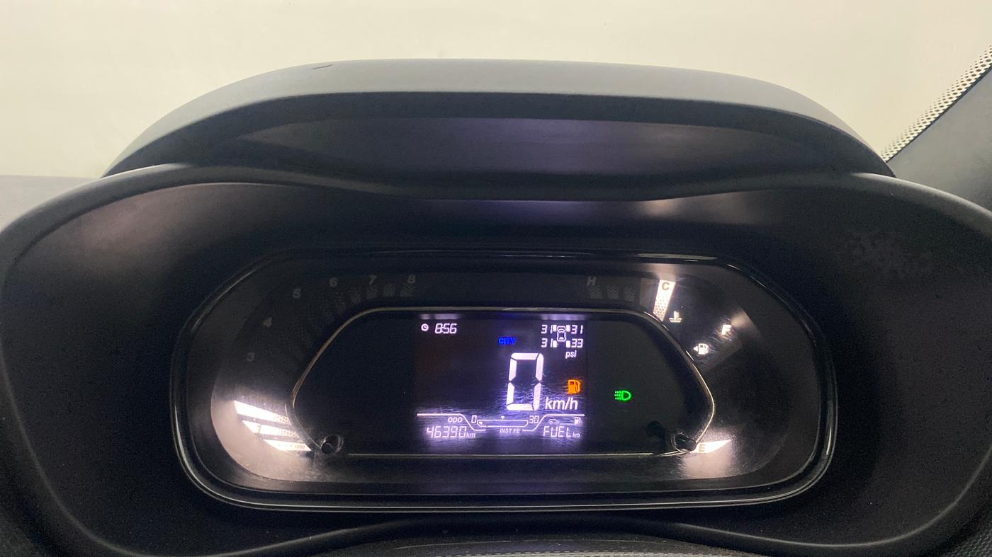 2023 Tata NEXON XZ PLUS LUX SUNROOF RED DARK PETROL, Petrol, Manual, 46,390 km, Odometer Image